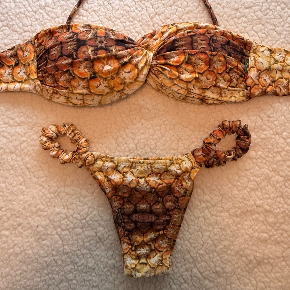 Lilas - Brazilian Tropical Pineapple Print Bikini (NO TAGS BUT NEW)